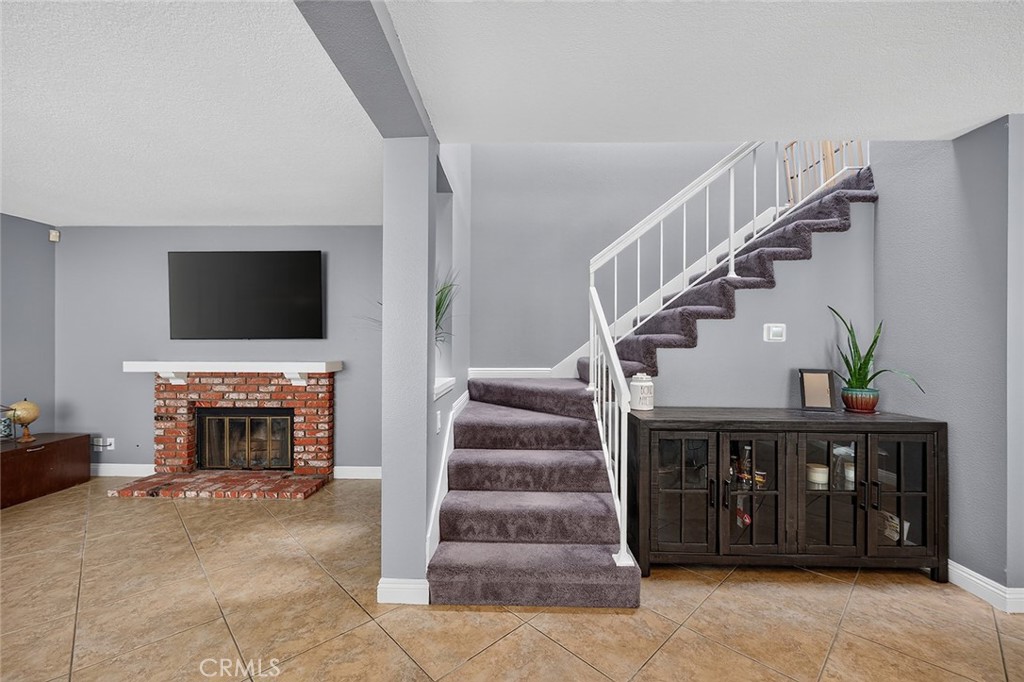 21056 Champlain
