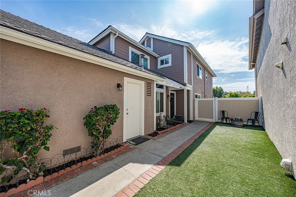 21056 Champlain