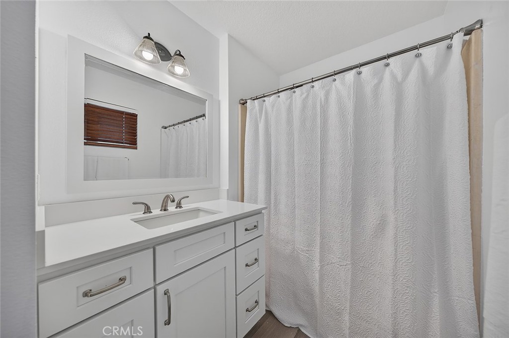 21056 Champlain