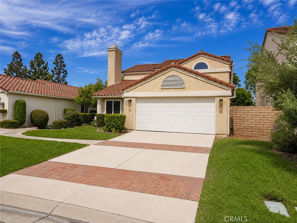 1194 N Leeward