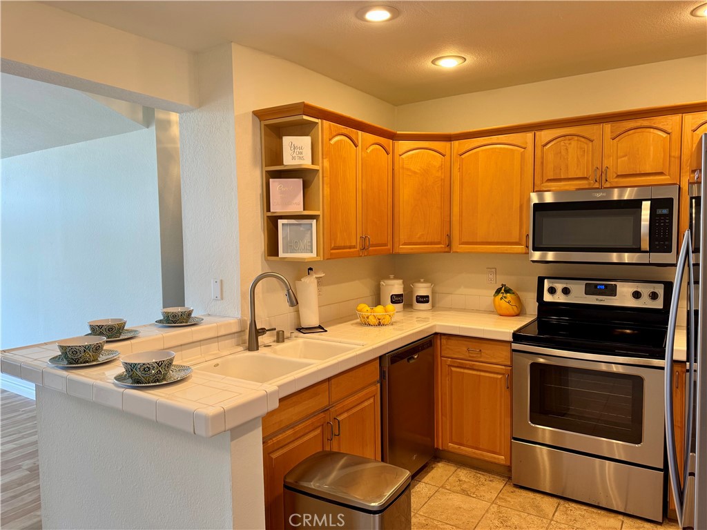 21372 Brookhurst 732