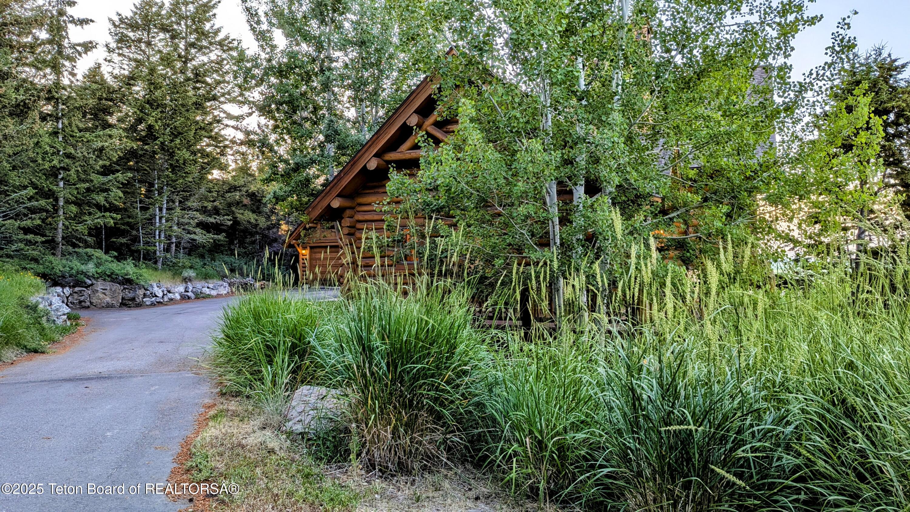 8157 RIPPLINGER Road