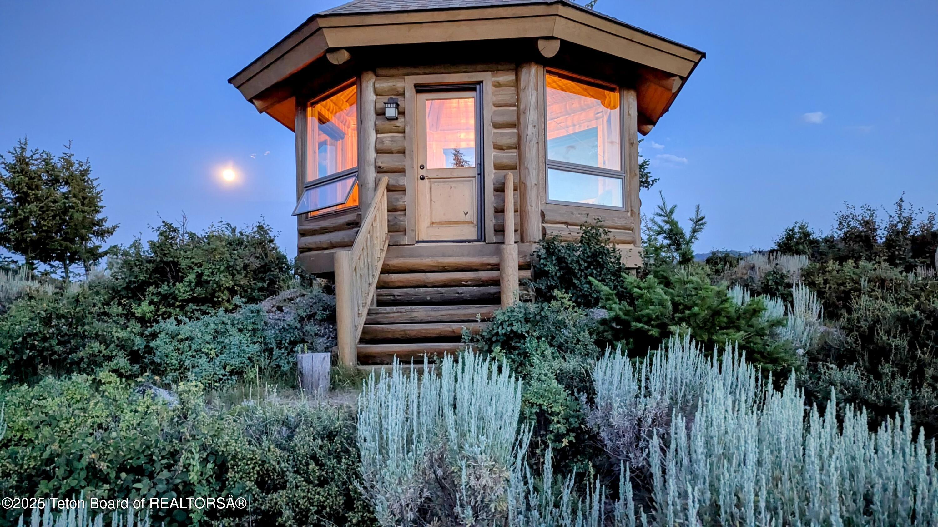 8157 RIPPLINGER Road