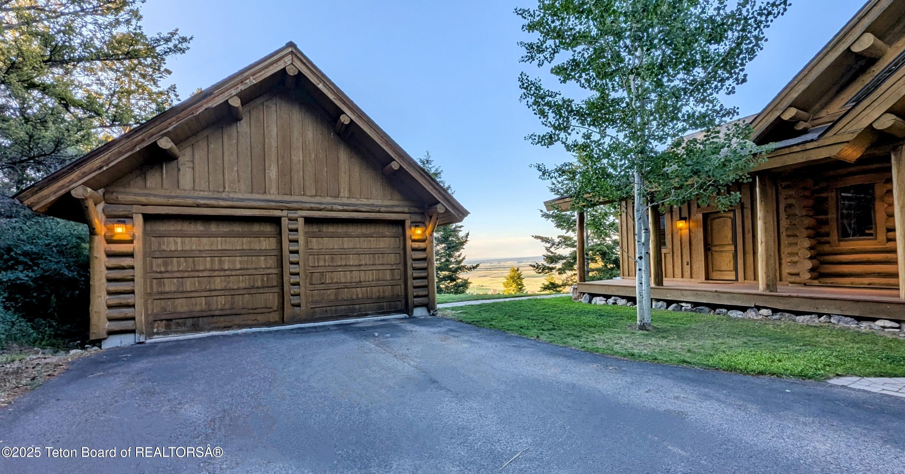 8157 RIPPLINGER Road