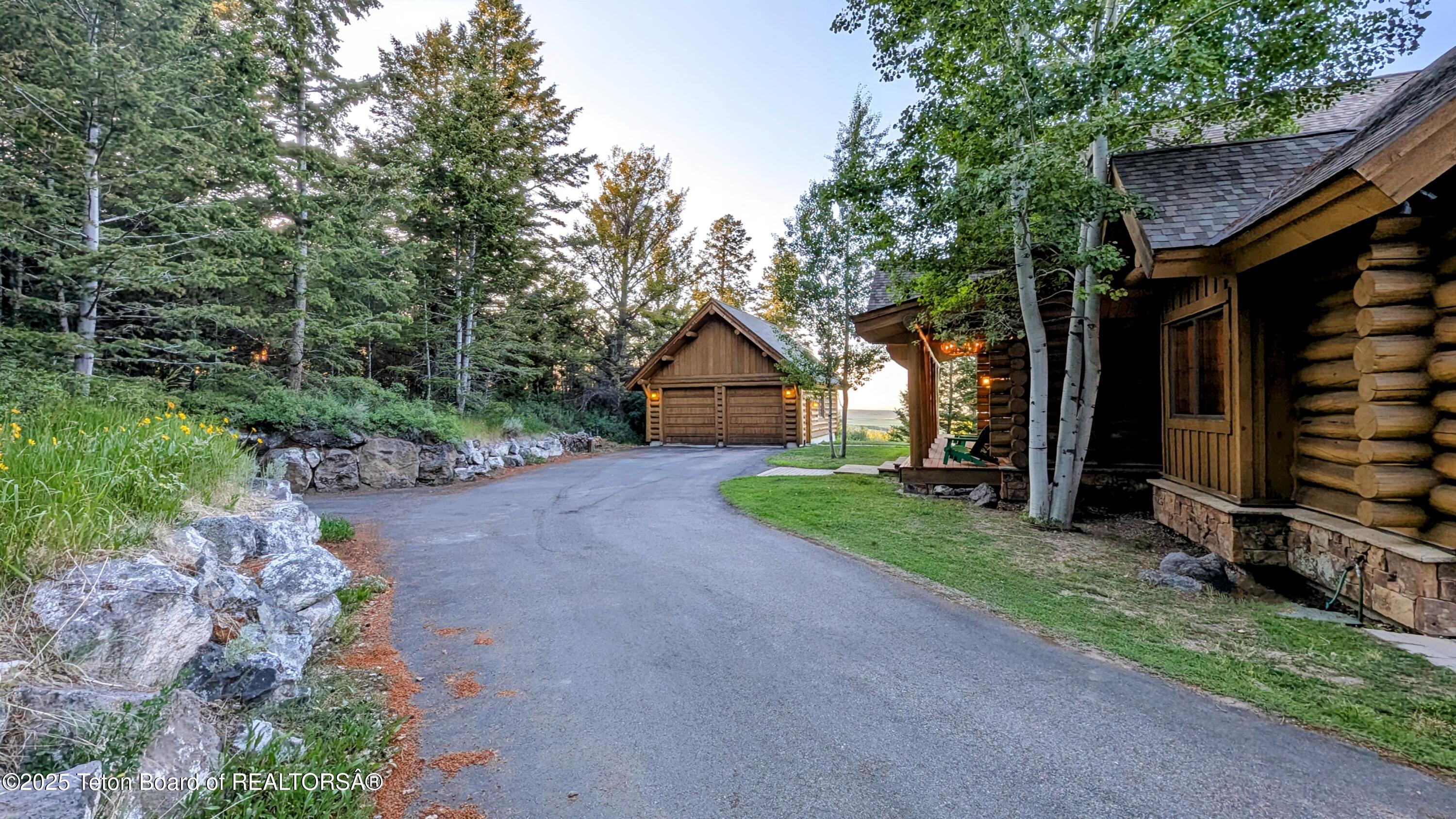 8157 RIPPLINGER Road