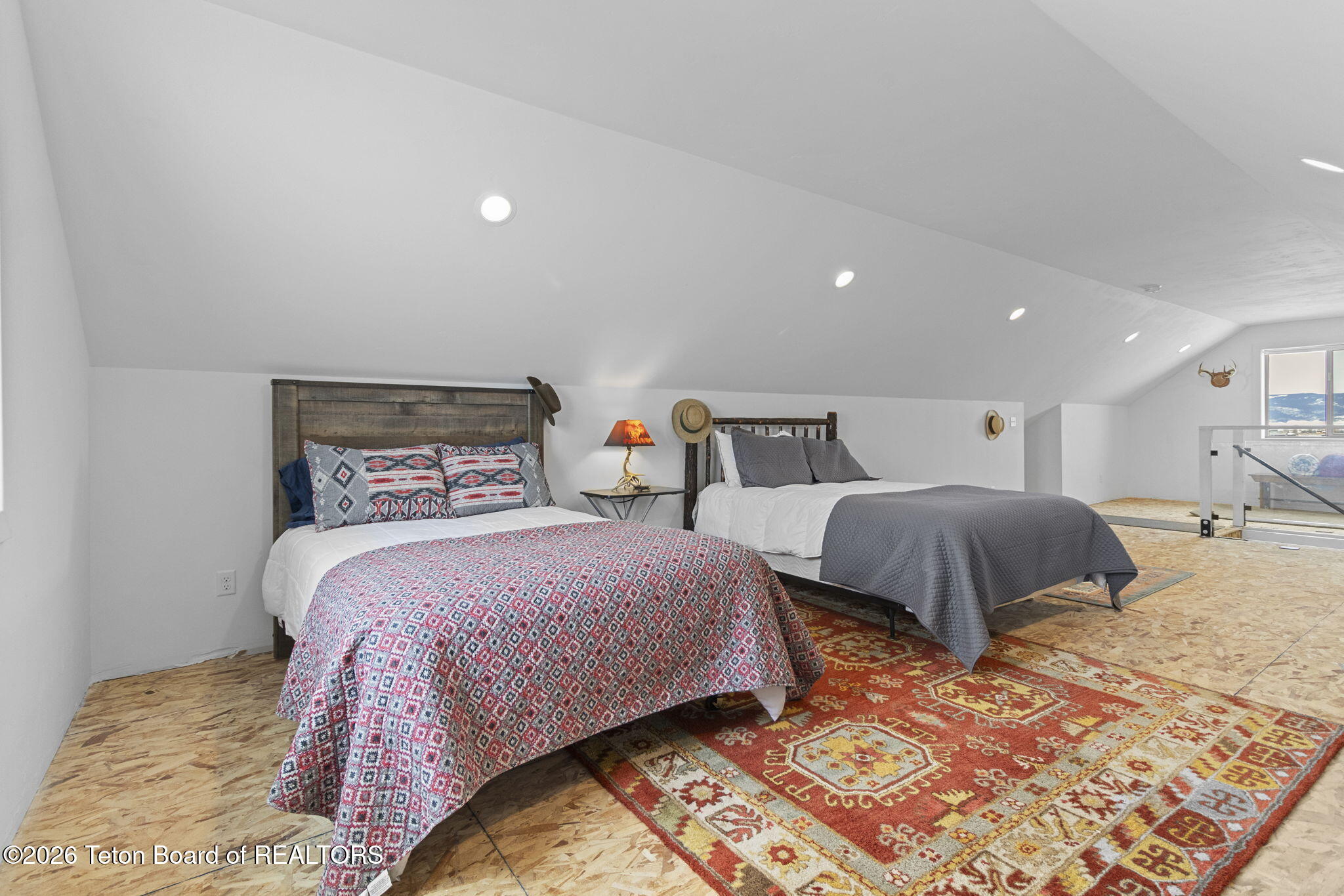 4433 LOS PINOS Drive