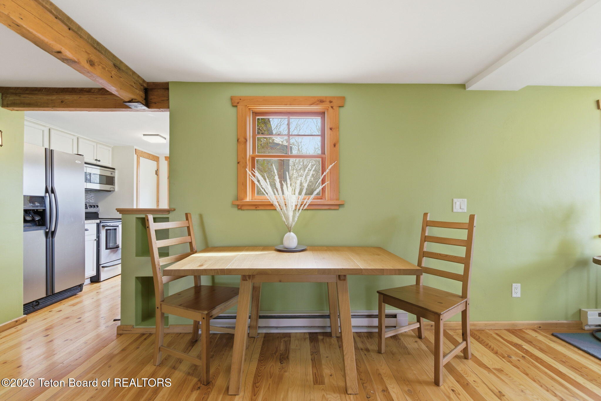 265 E WALLACE Avenue