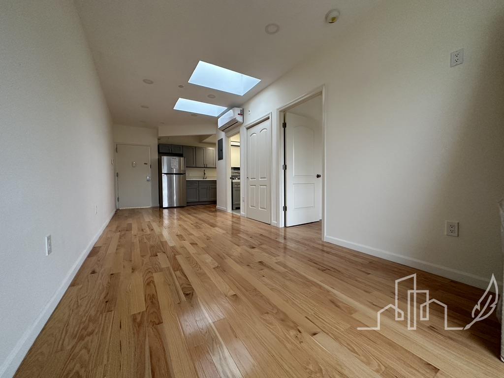 2828 W 17th Street 4-R