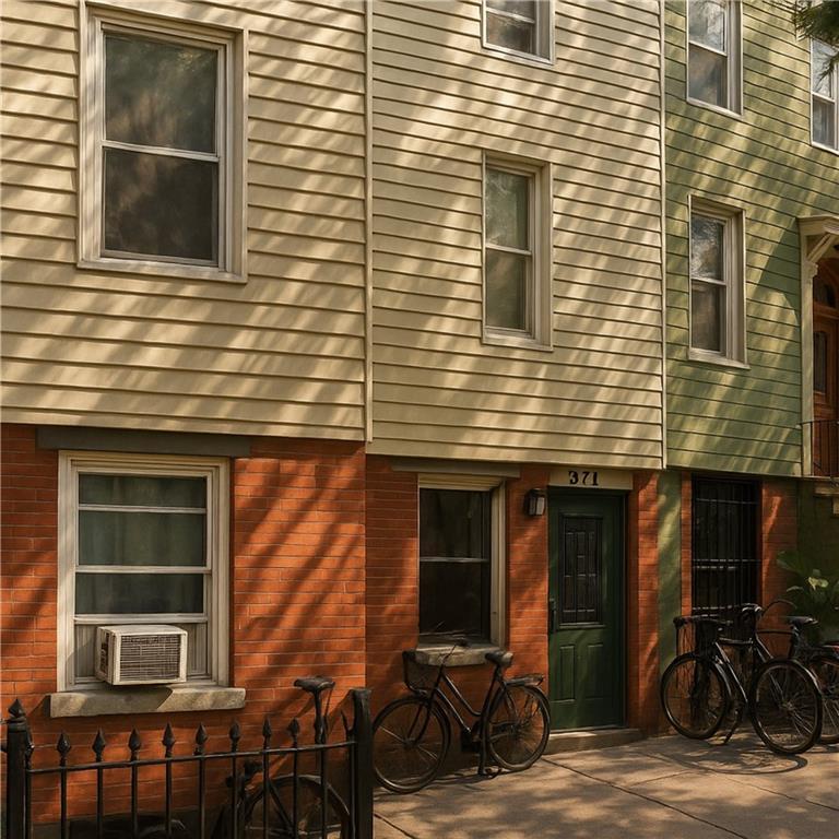 371 16th Street