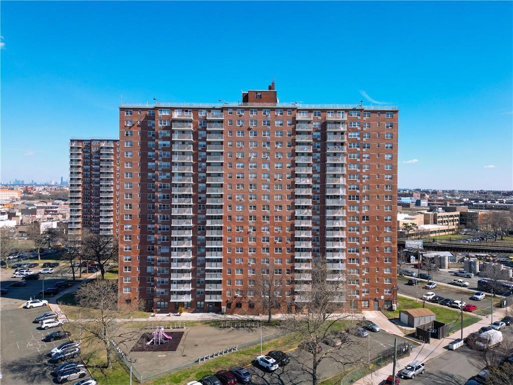 2475 W 16th Street 18G
