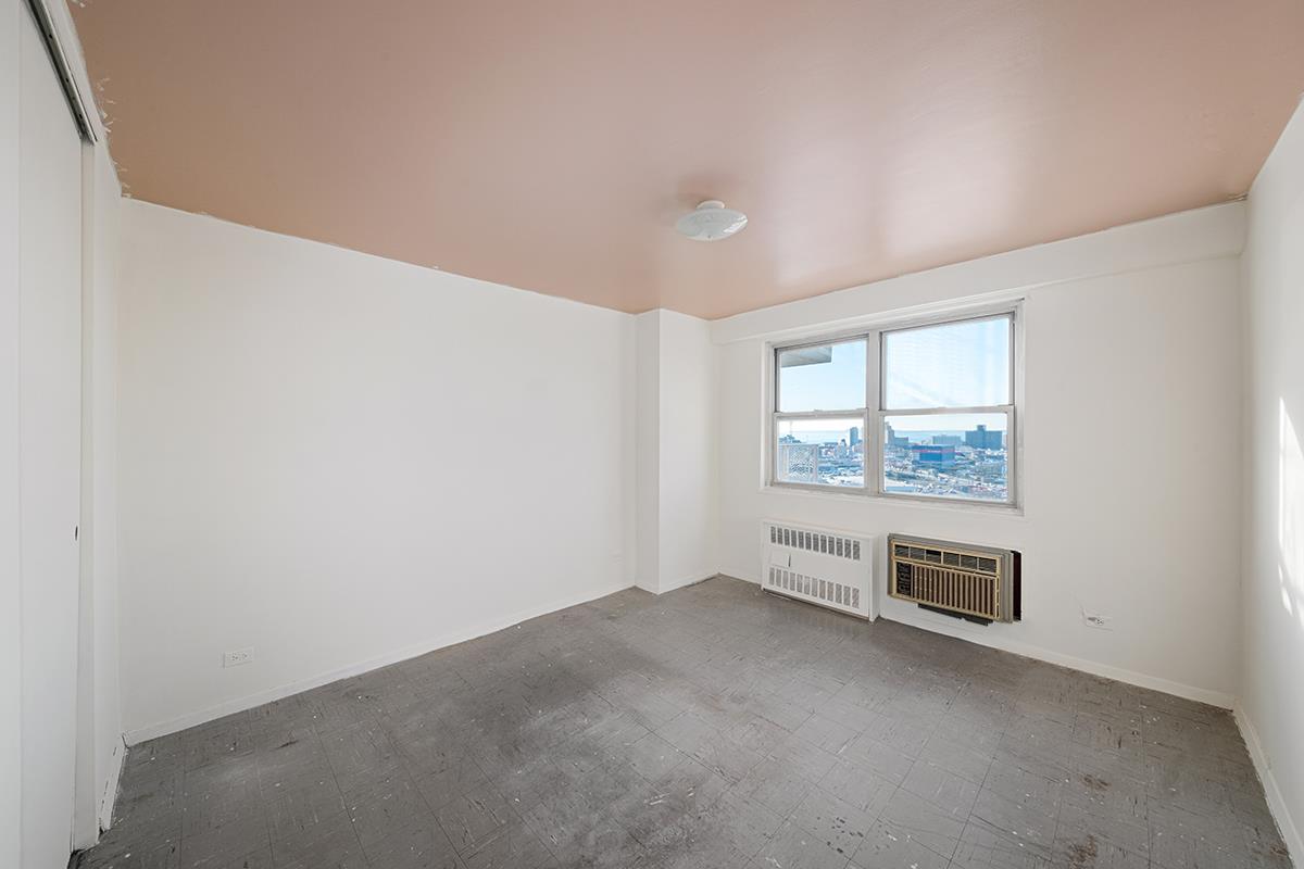 2475 W 16th Street 18G