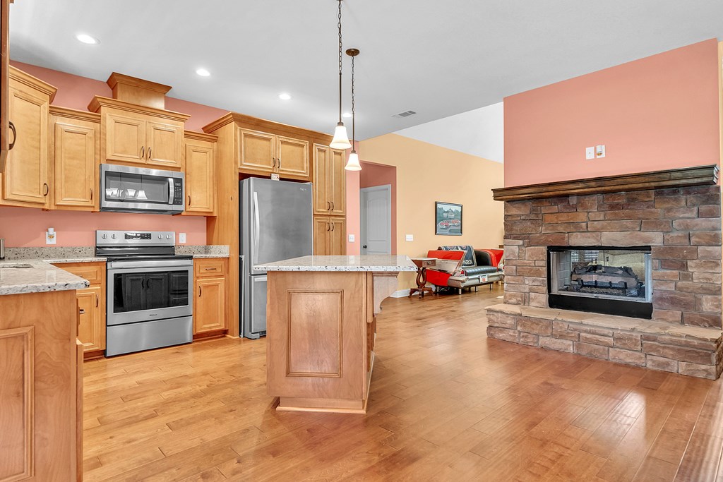 299 N Spring Creek Cir