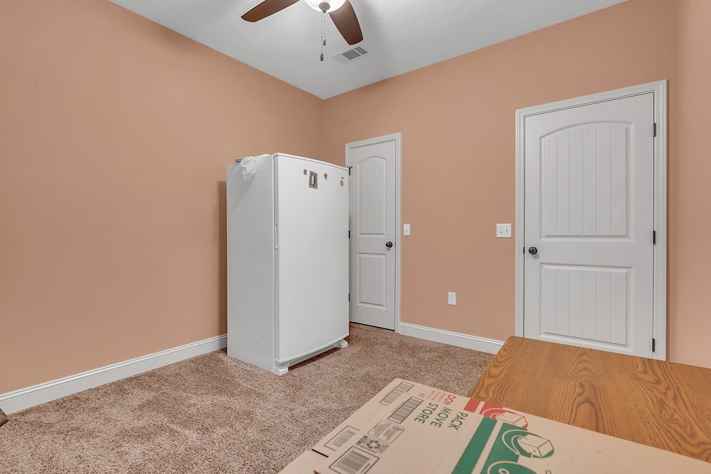 299 N Spring Creek Cir