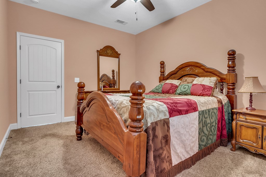 299 N Spring Creek Cir