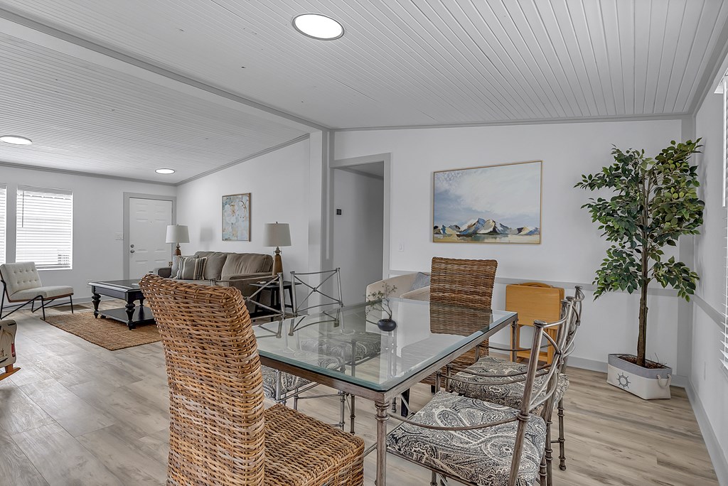 252 N Spring Creek Circle