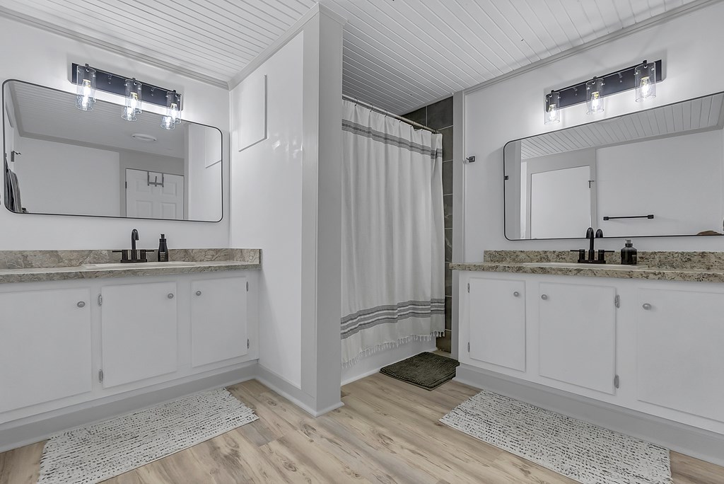 252 N Spring Creek Circle