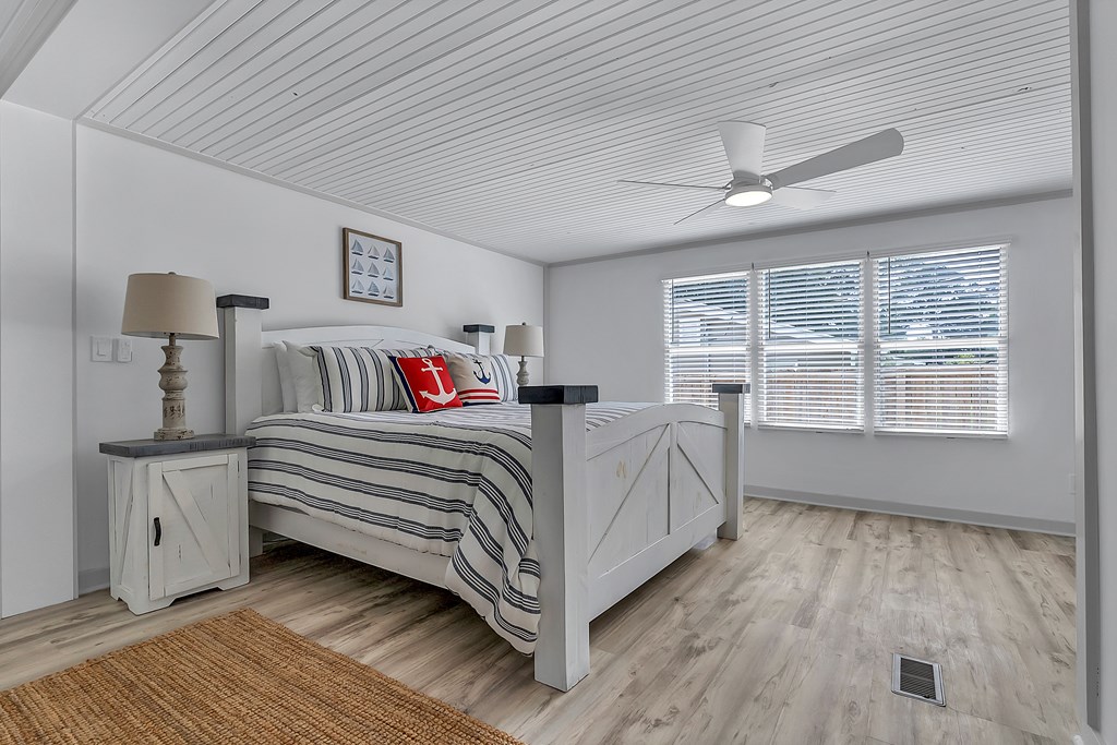 252 N Spring Creek Circle