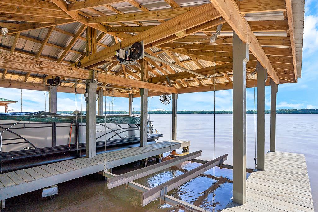 252 N Spring Creek Circle