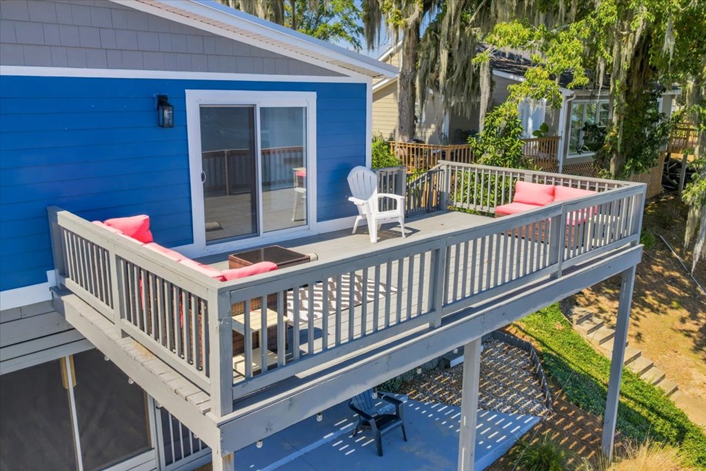 252 N Spring Creek Circle