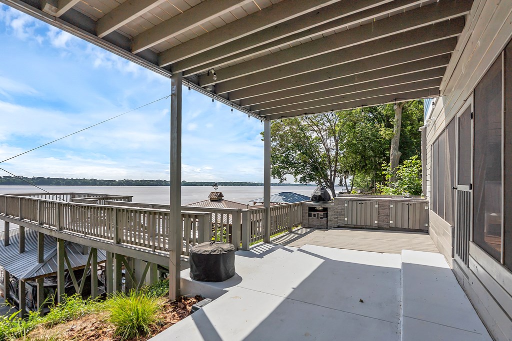 252 N Spring Creek Circle