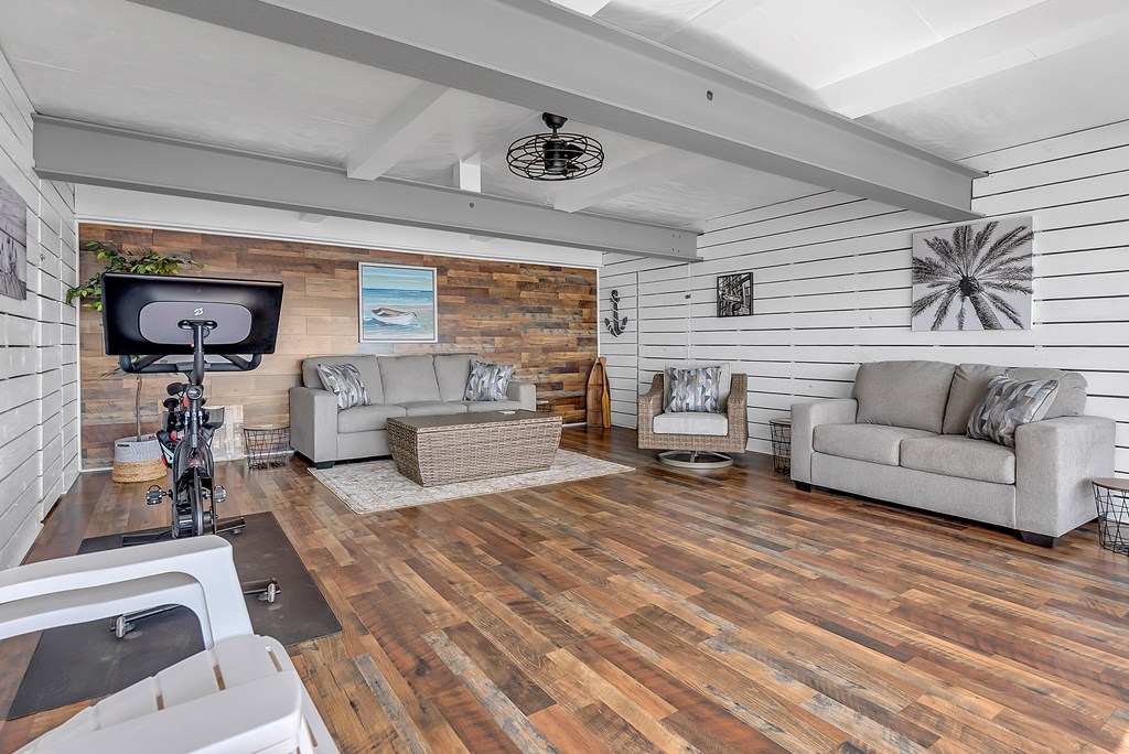 252 N Spring Creek Circle