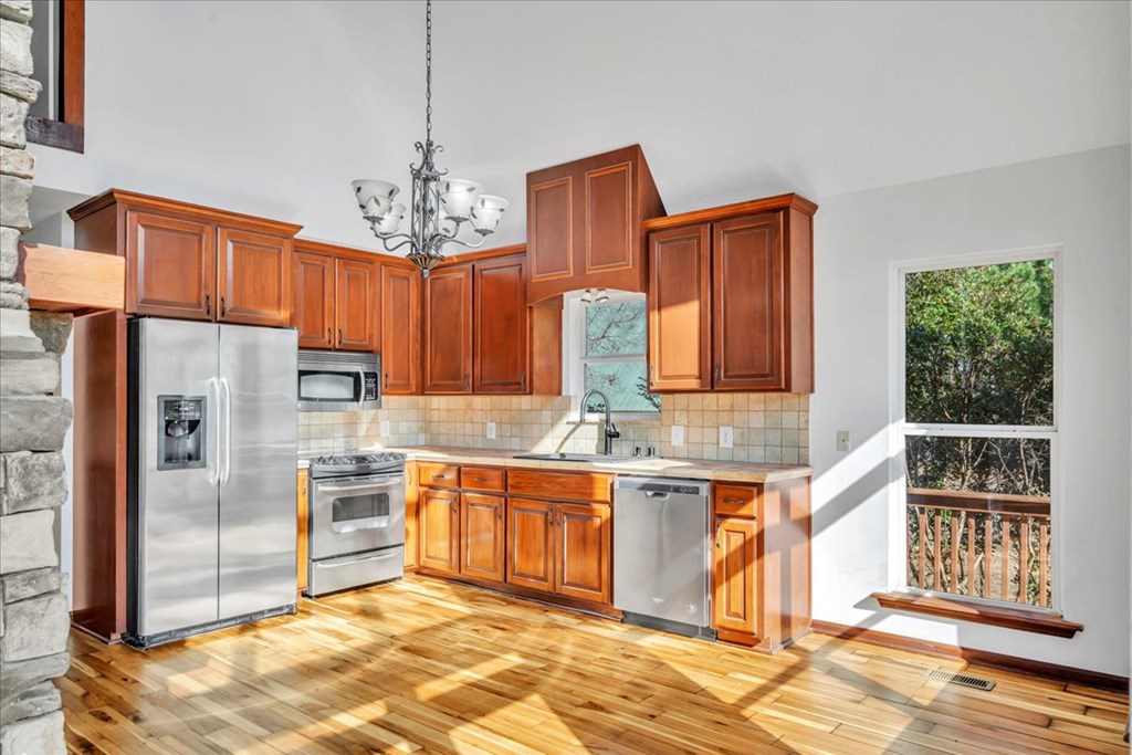 11157 Cannonville Rd