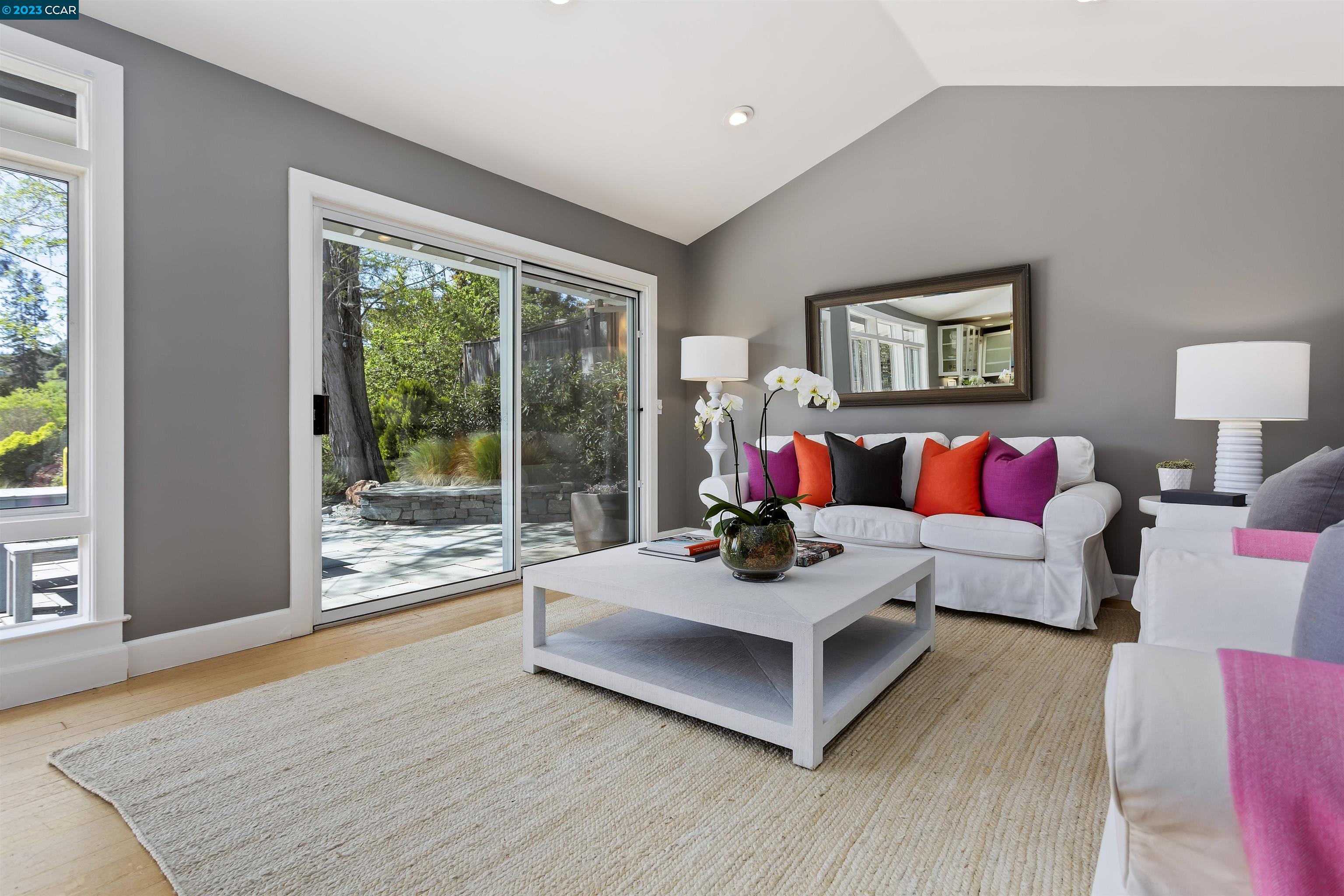 115 Coral Dr