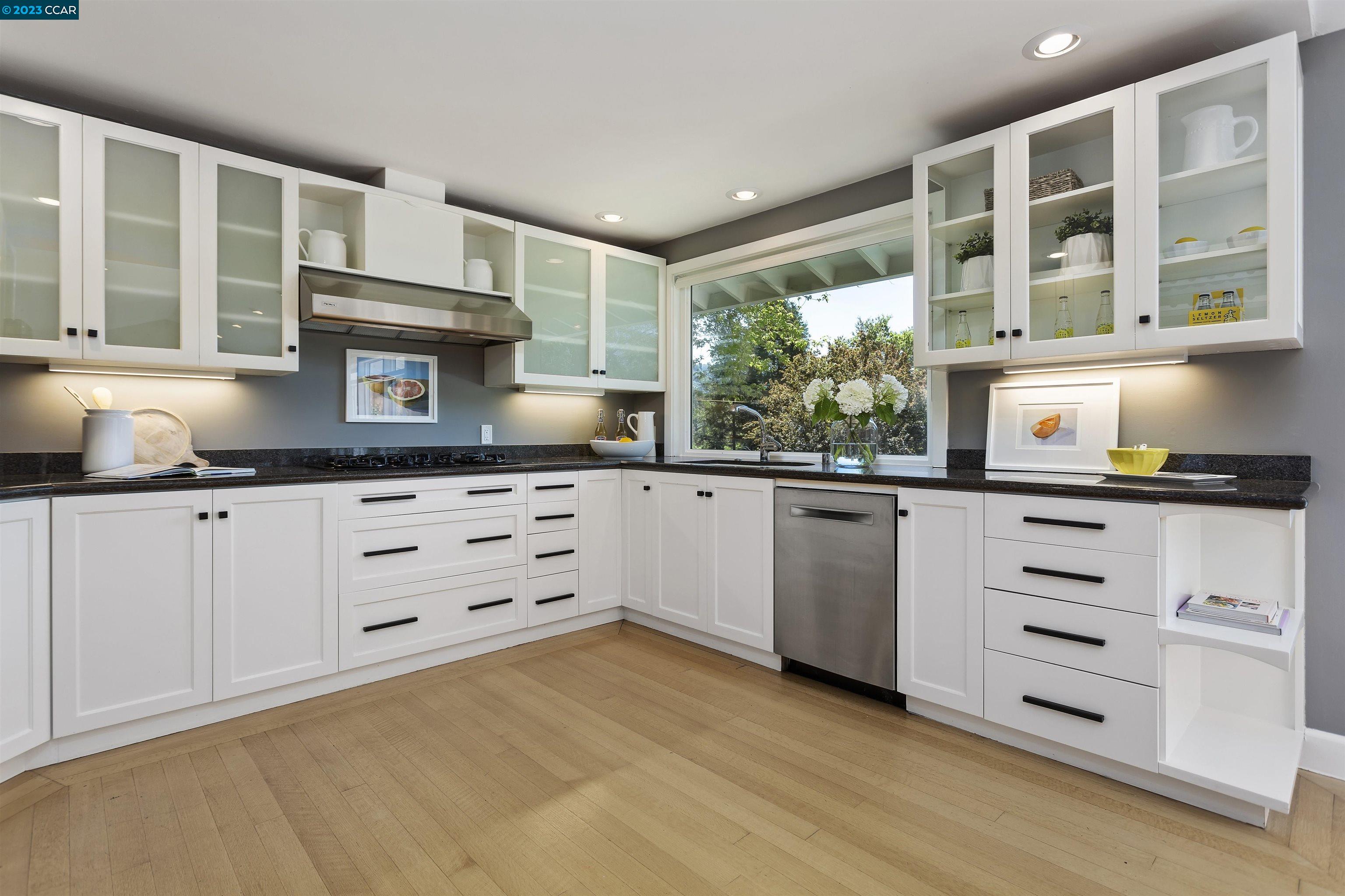 115 Coral Dr