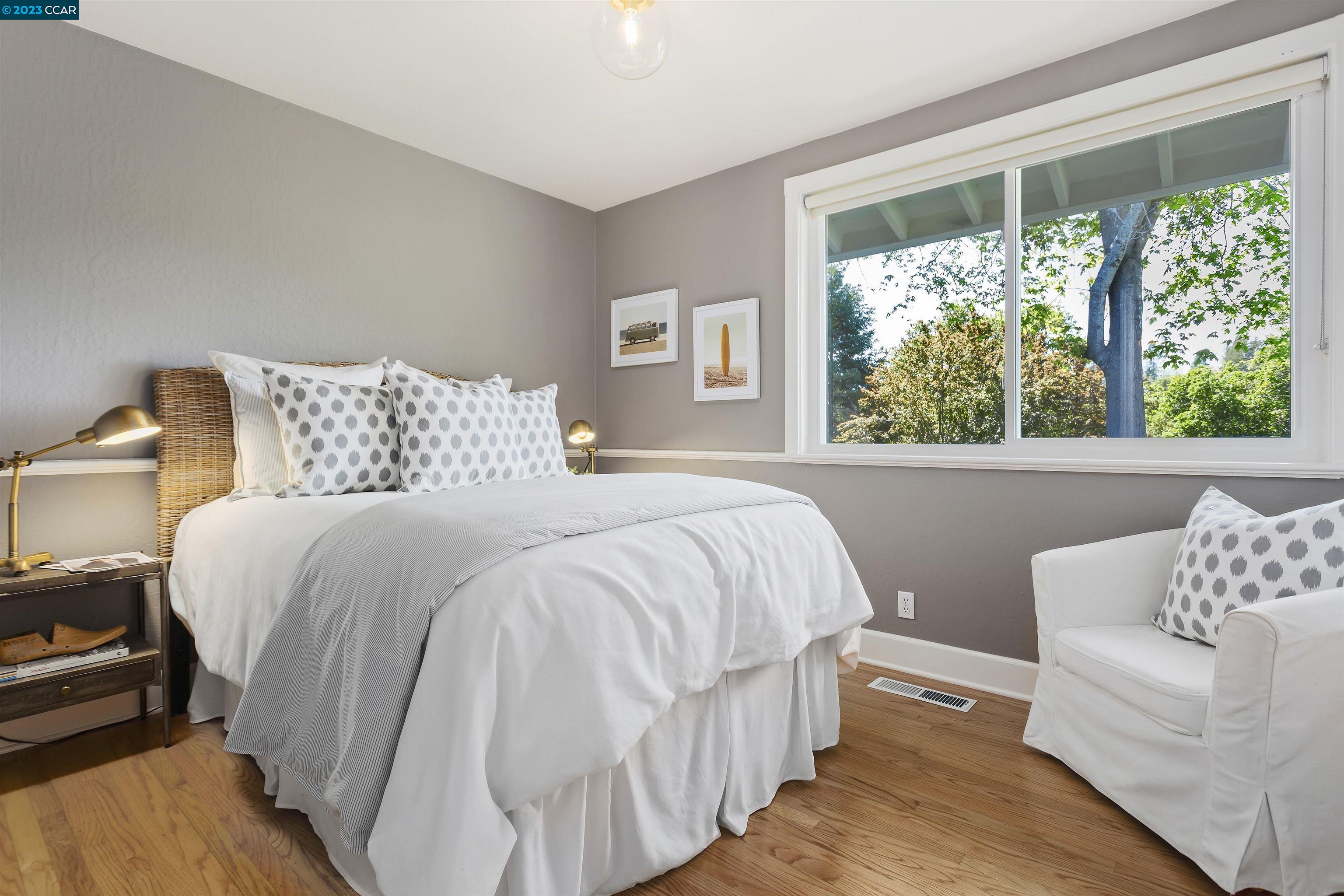 115 Coral Dr