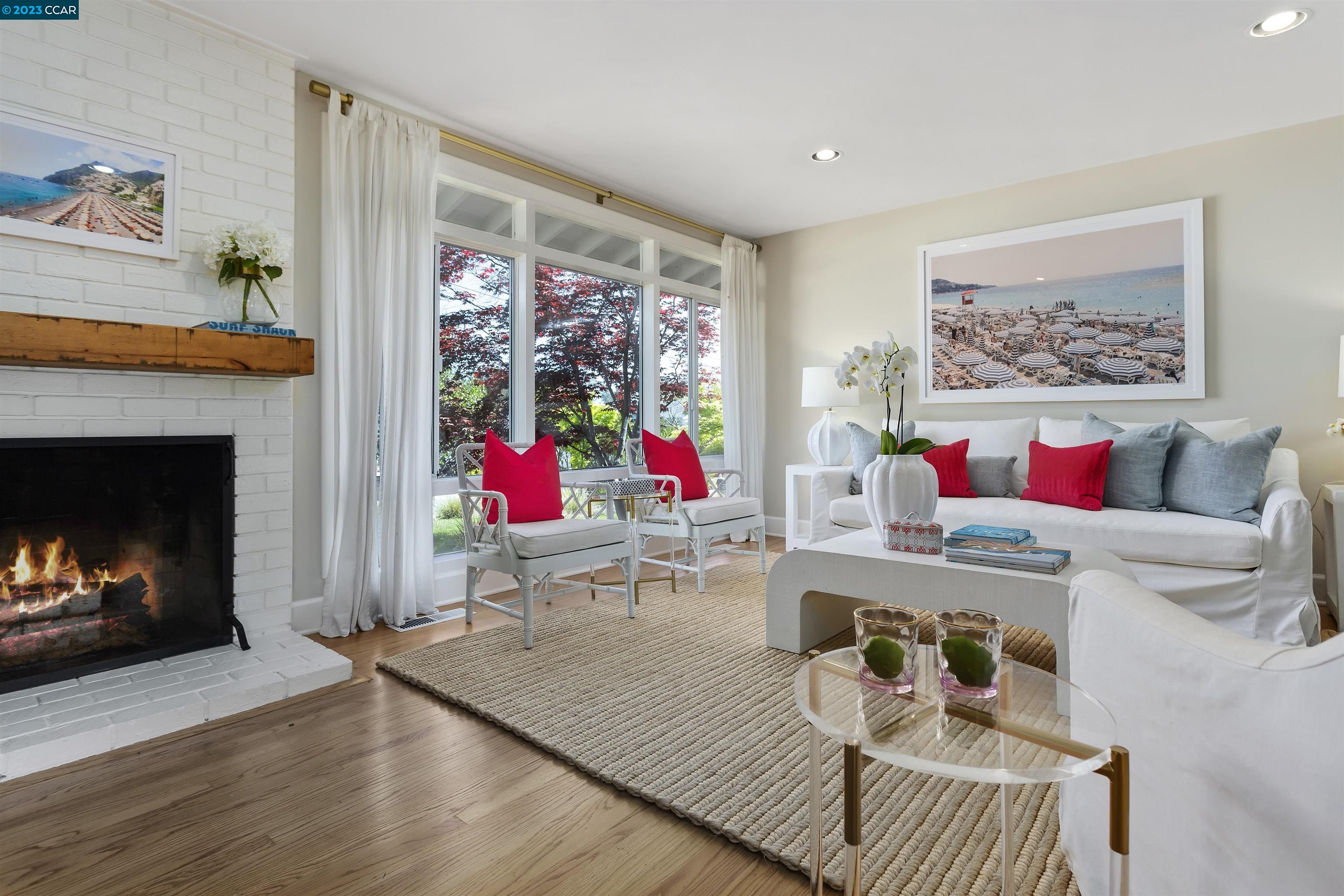 115 Coral Dr
