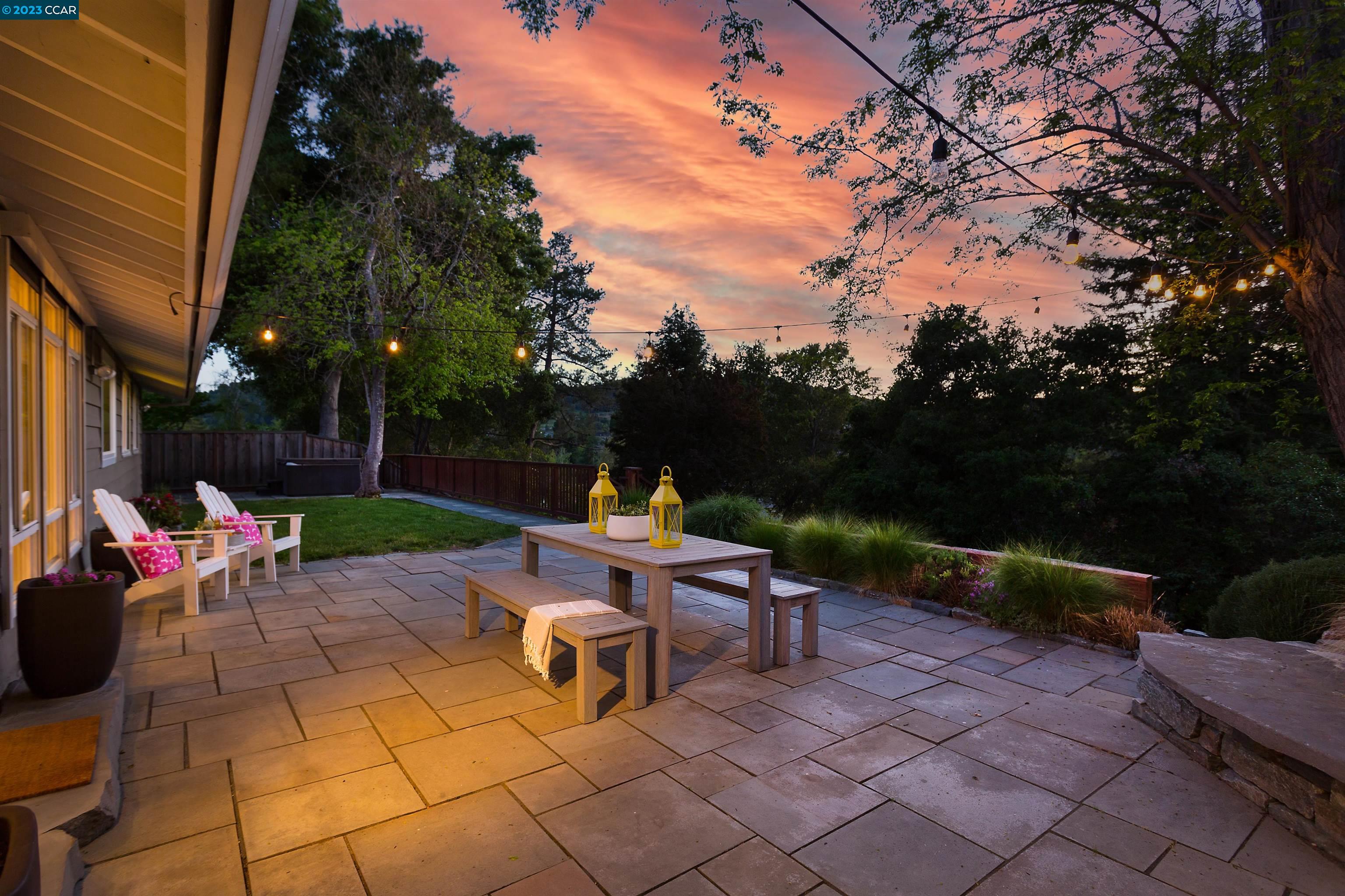 115 Coral Dr