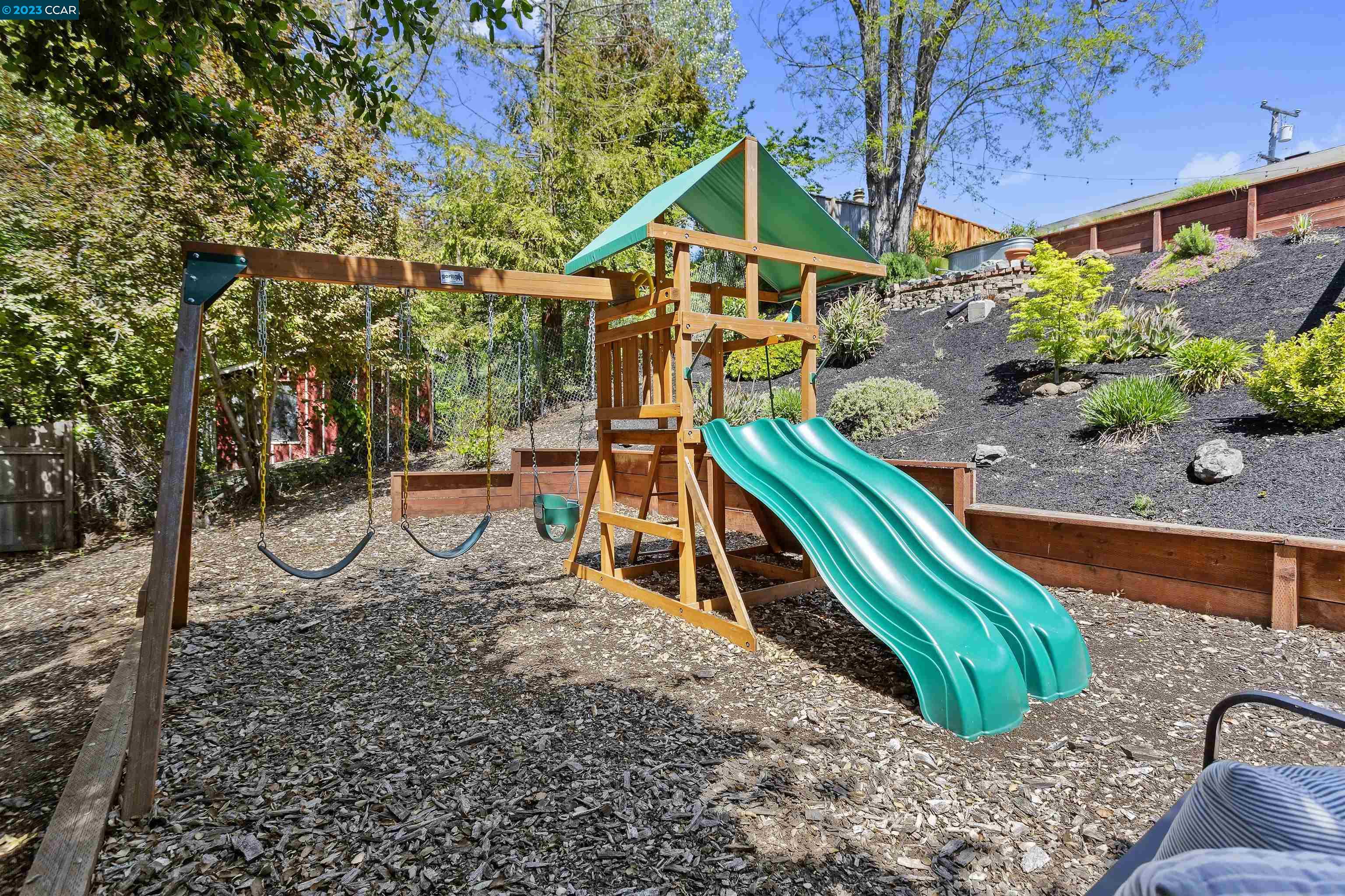 115 Coral Dr