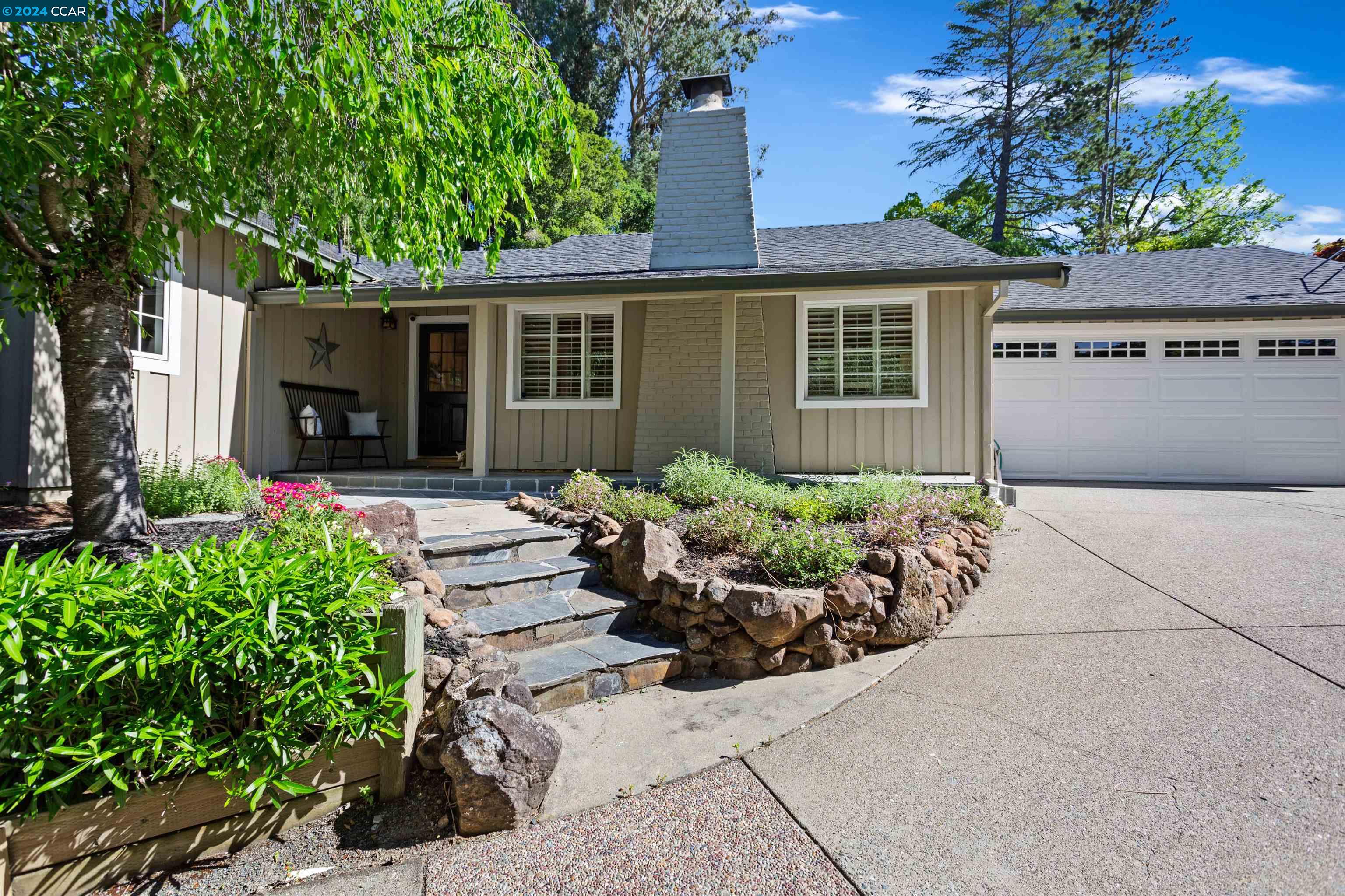 237 Rheem Blvd