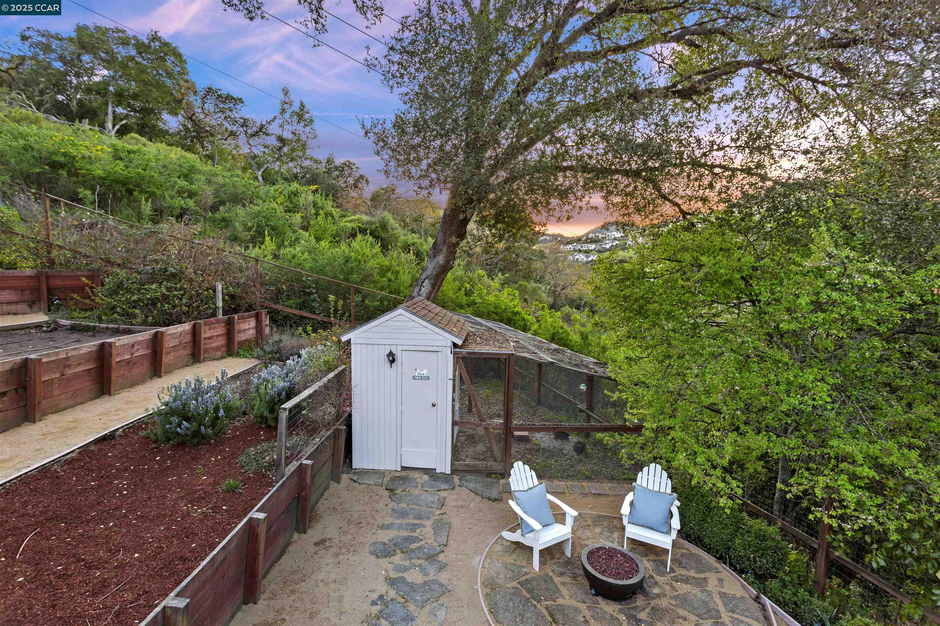 32 Sanborn Rd