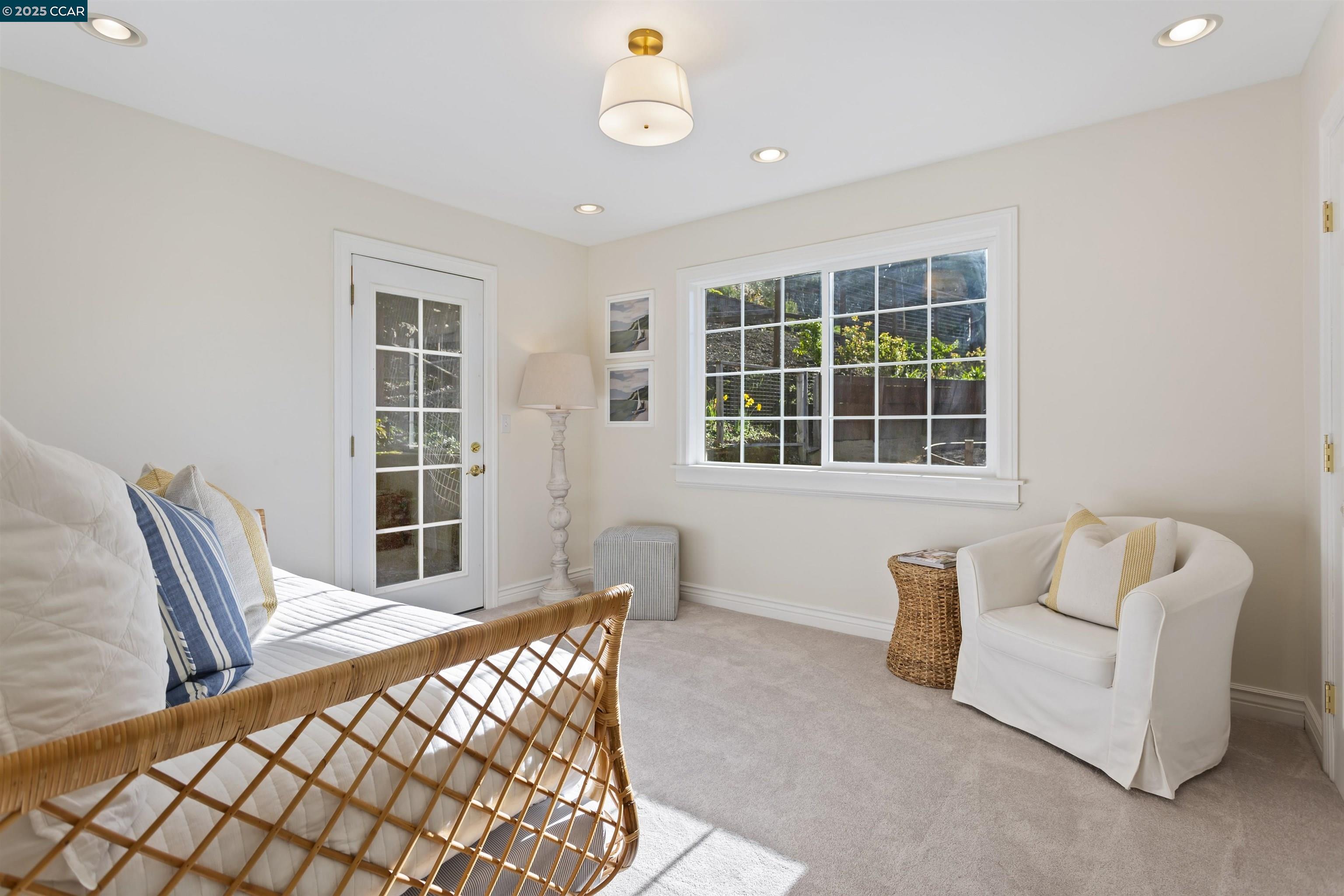32 Sanborn Rd