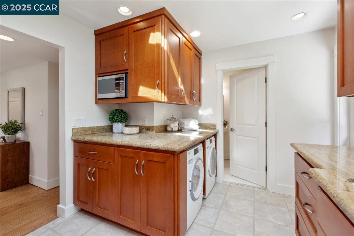 31 Parkway Ct