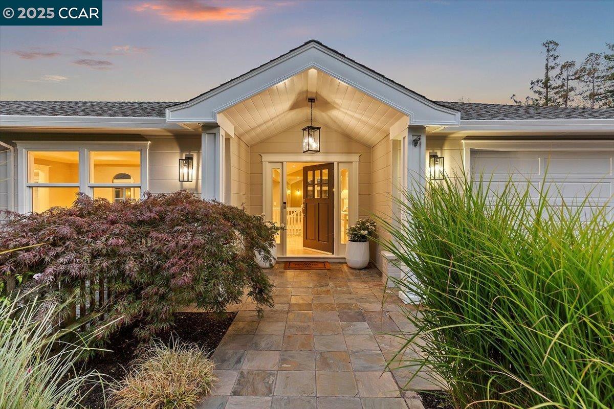 121 Meadow View Rd