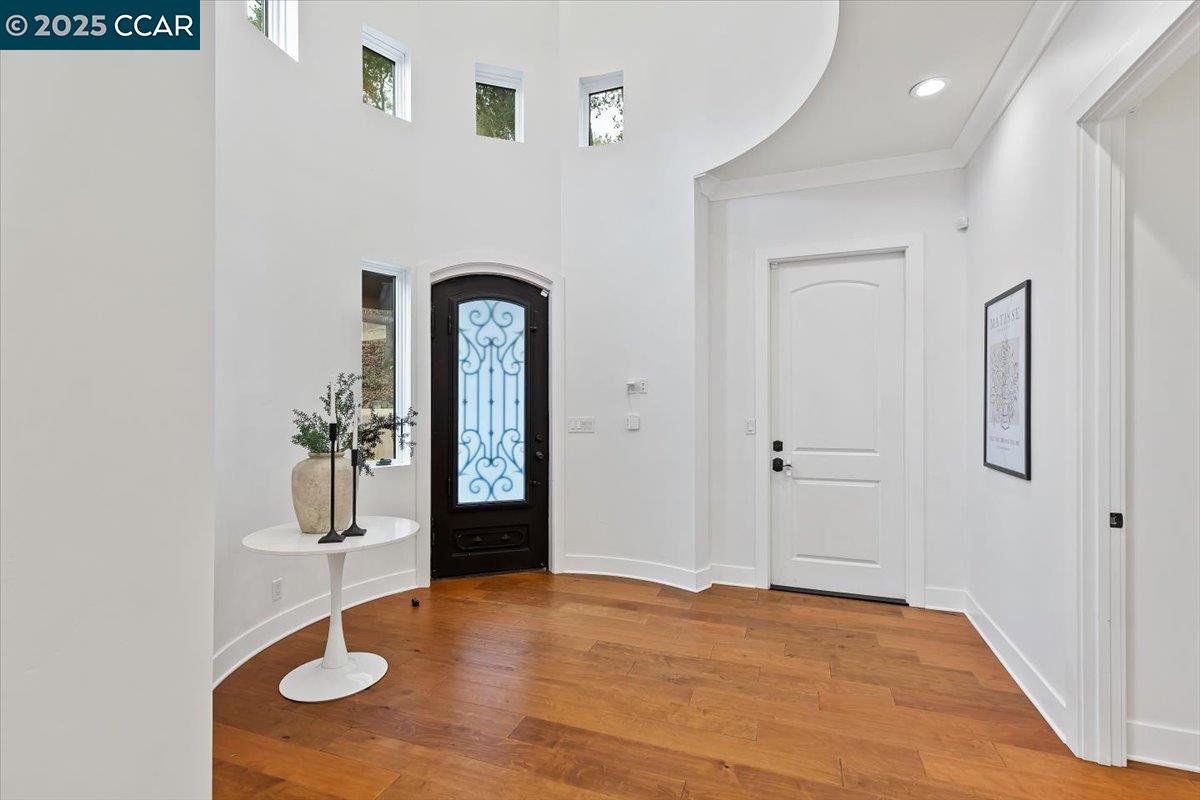 28 Vista Del Orinda, Orinda