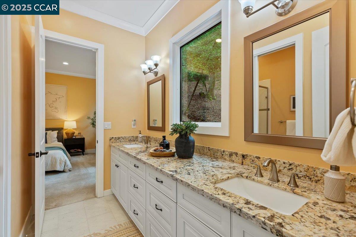 28 Vista Del Orinda, Orinda