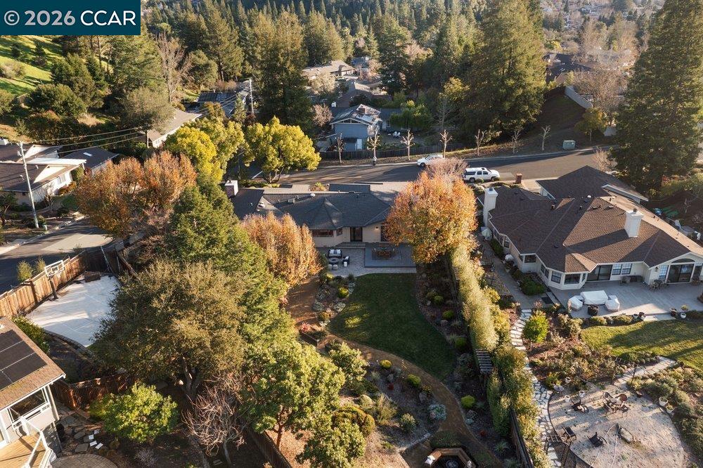 2 Willow Springs Lane