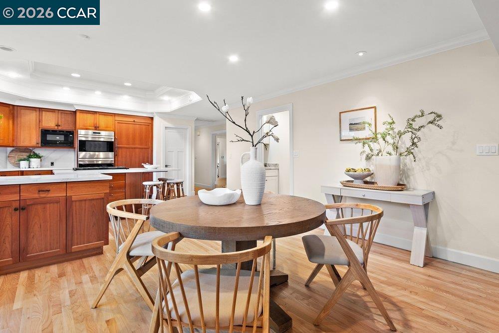 2 Willow Springs Lane