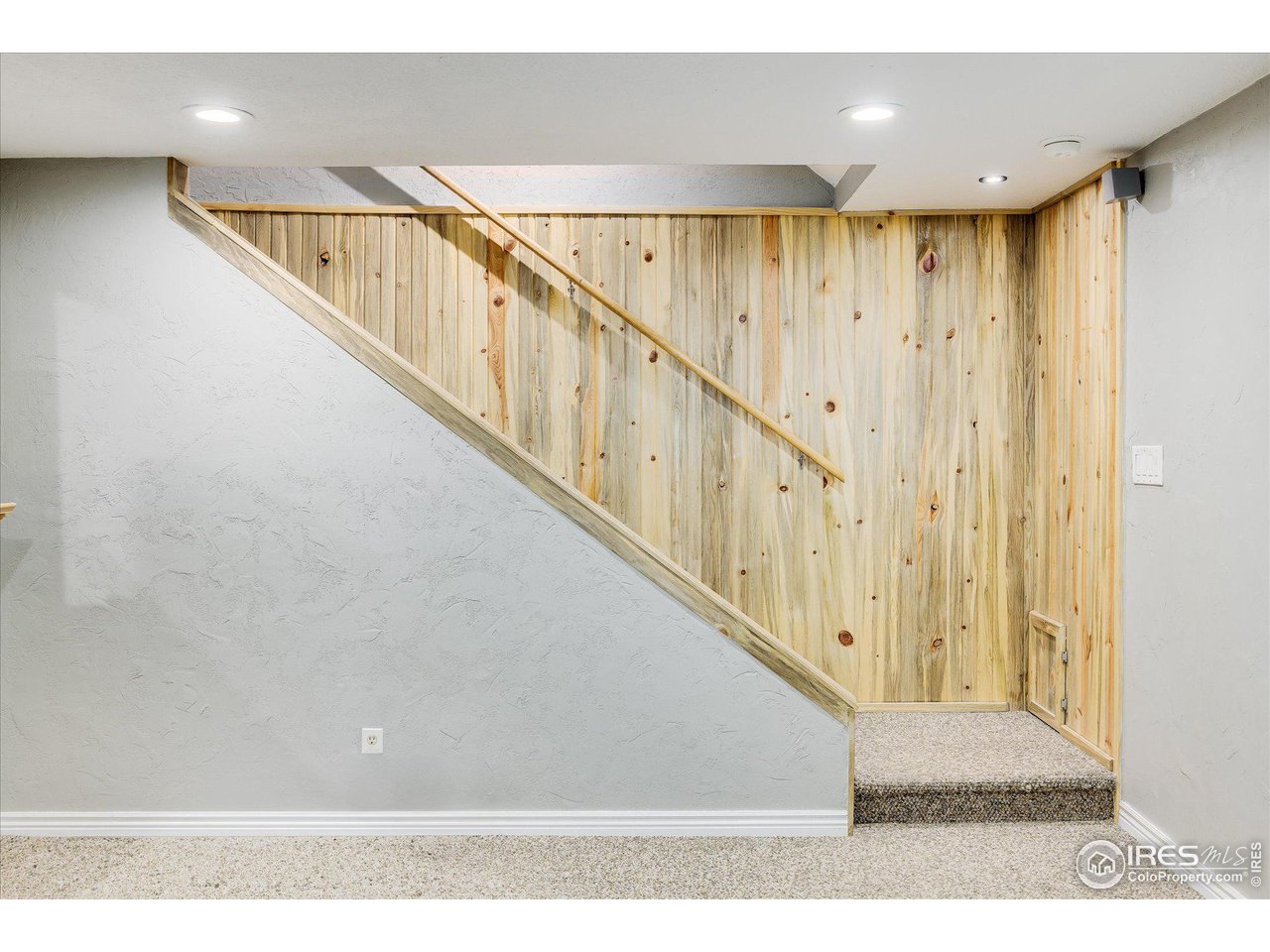 5135 W 69th Ave