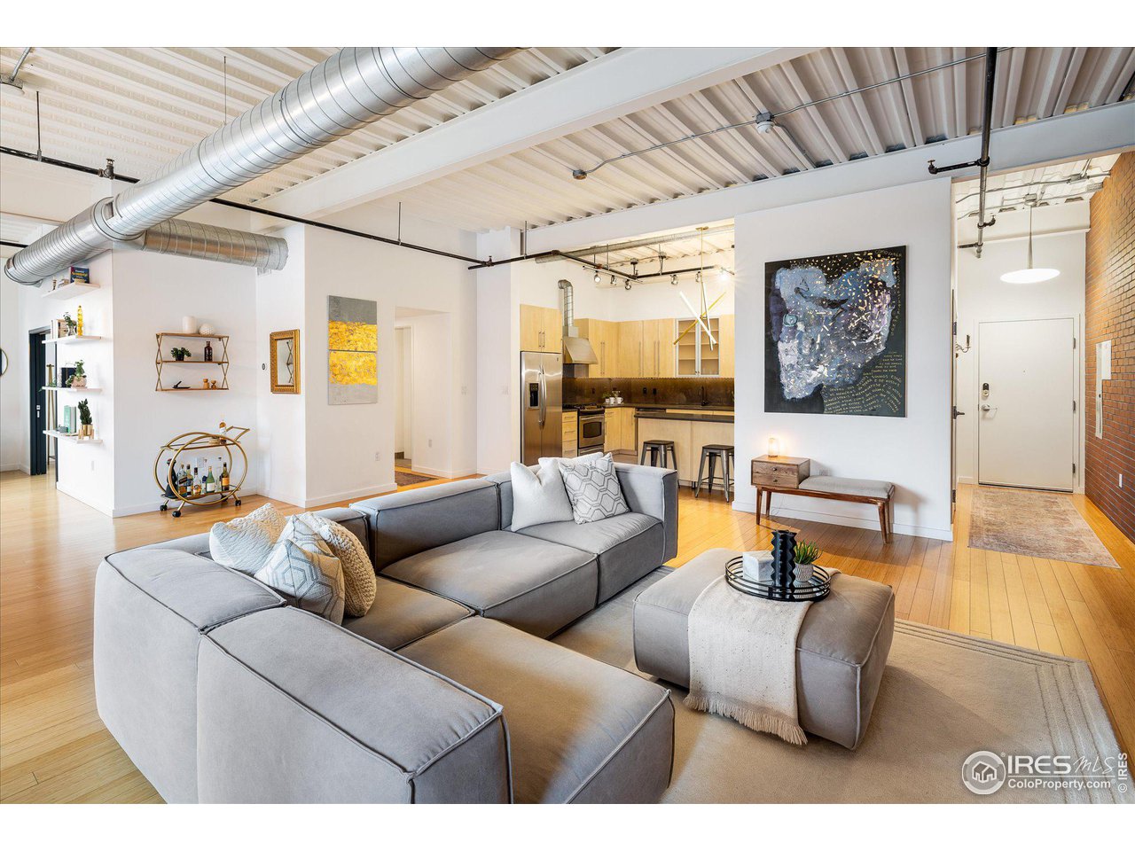 1360 Walnut St 204
