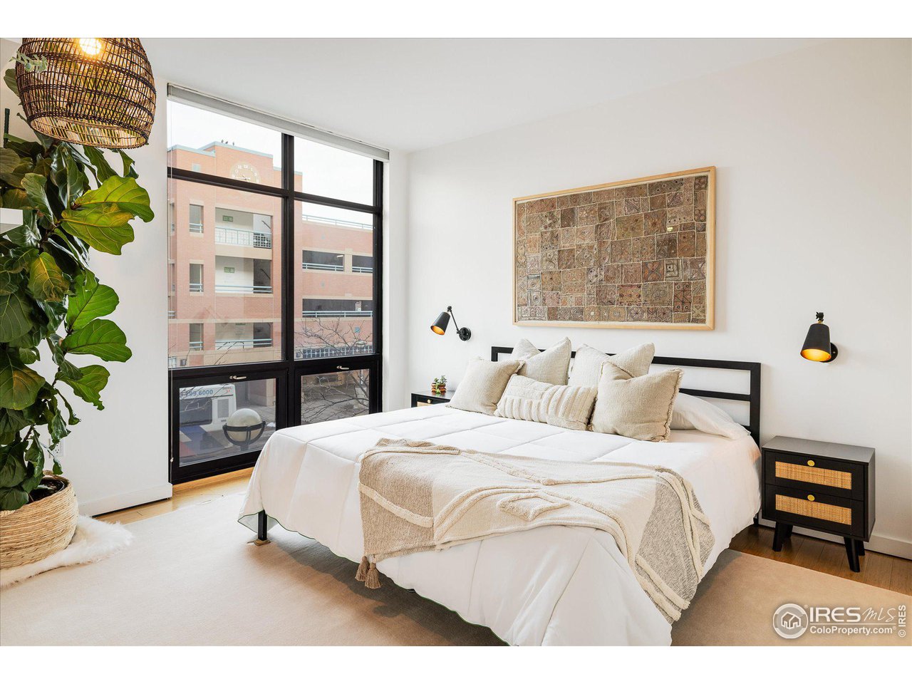 1360 Walnut St 204