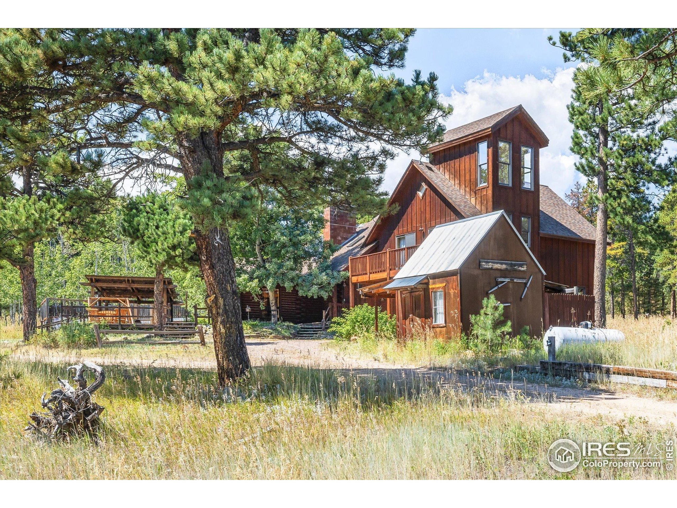 555 Forsythe Rd