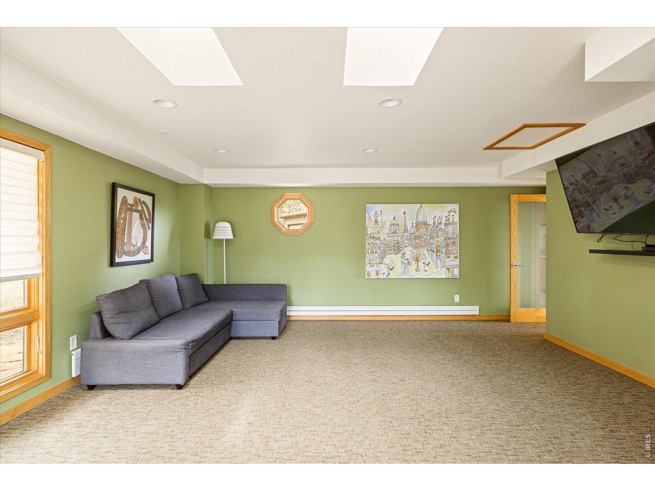 6583 Magnolia Dr
