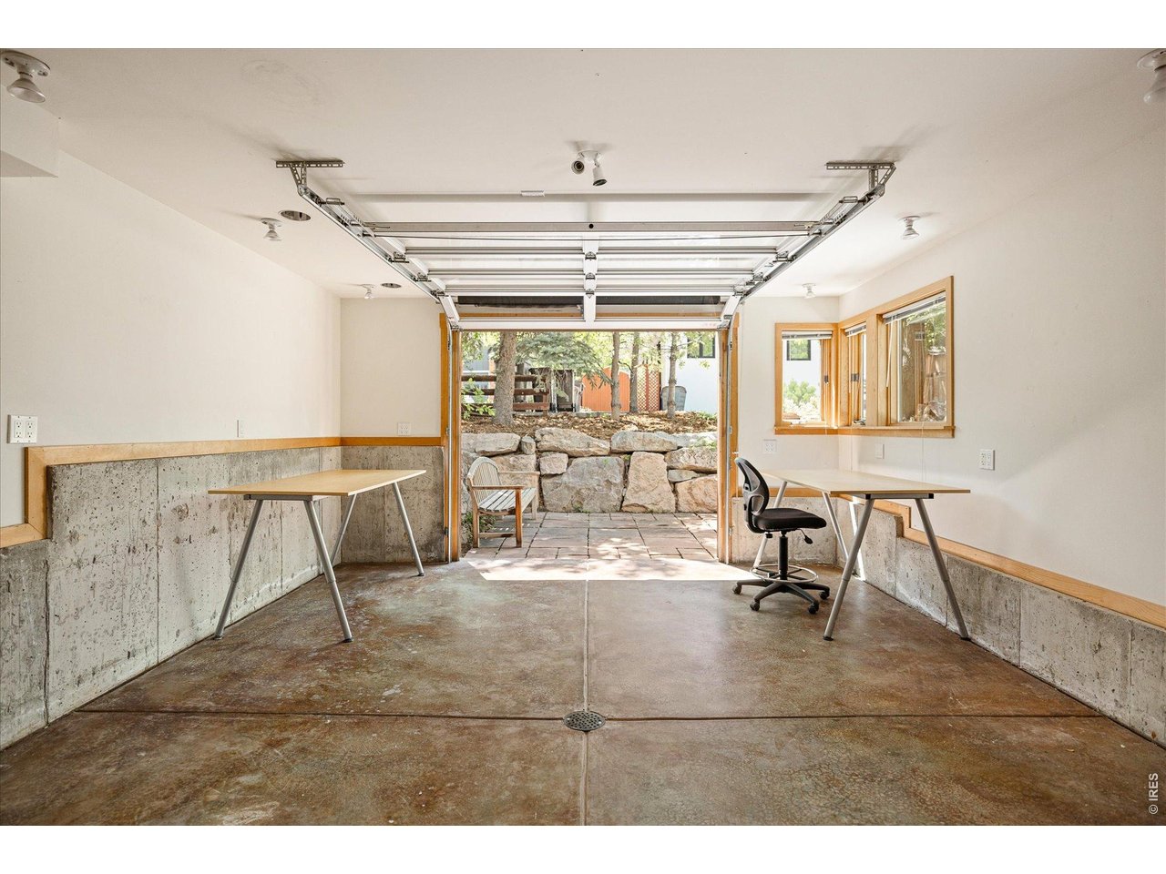 810 Alpine Ave