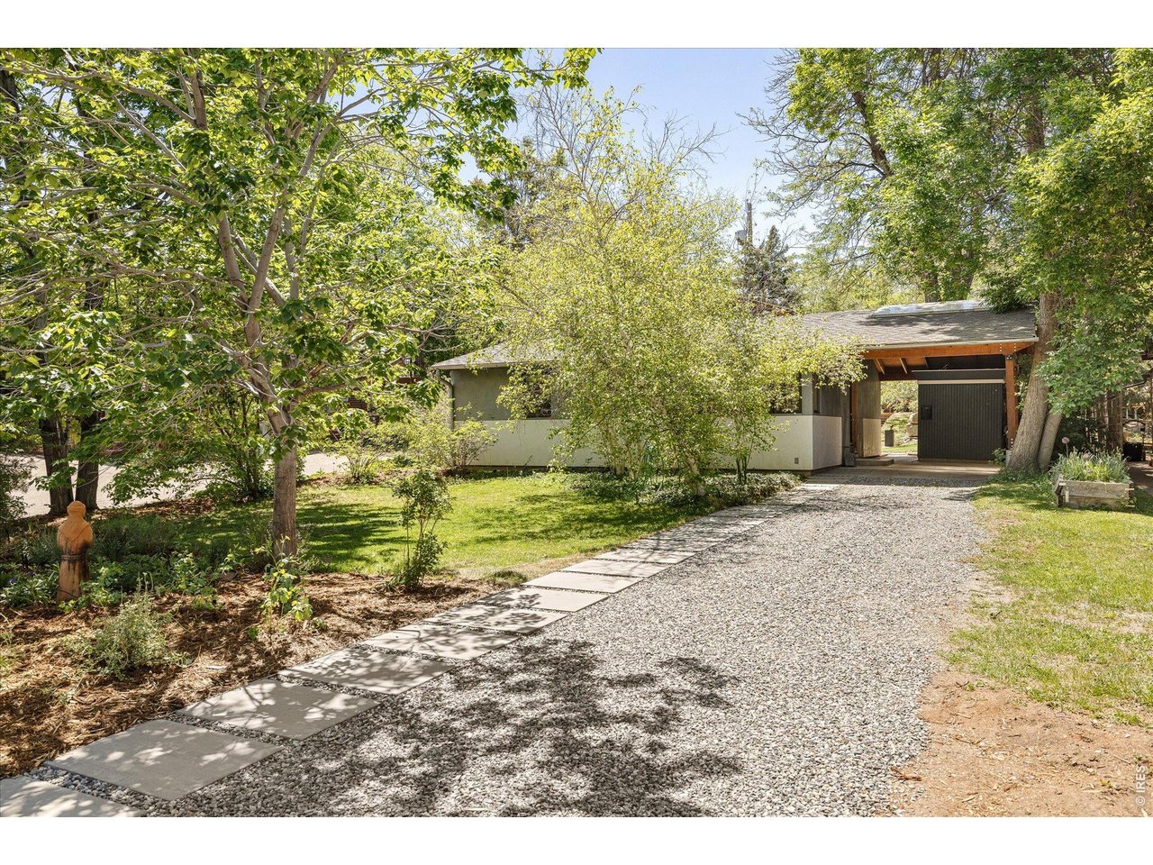 810 Alpine Ave