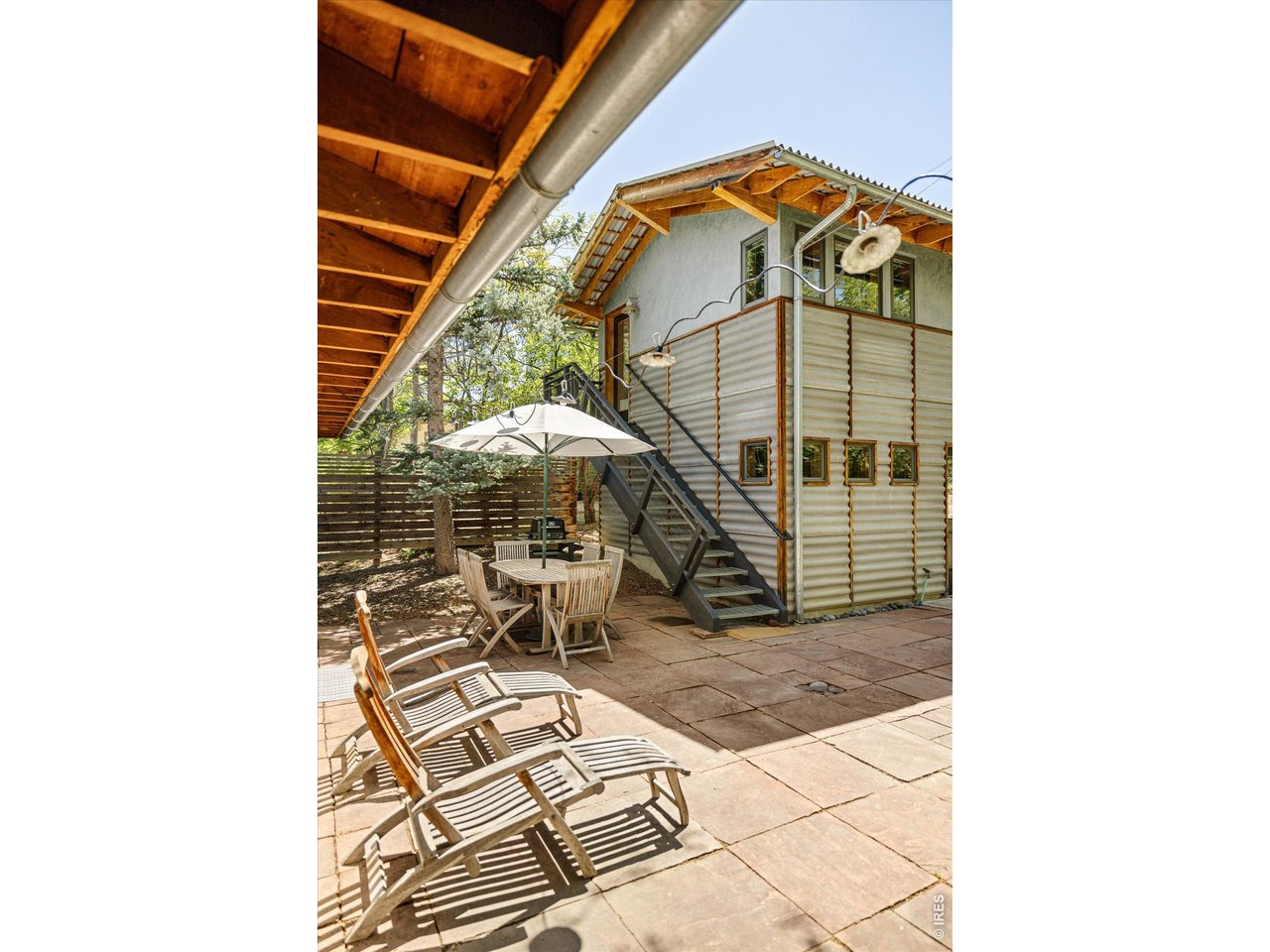 810 Alpine Ave