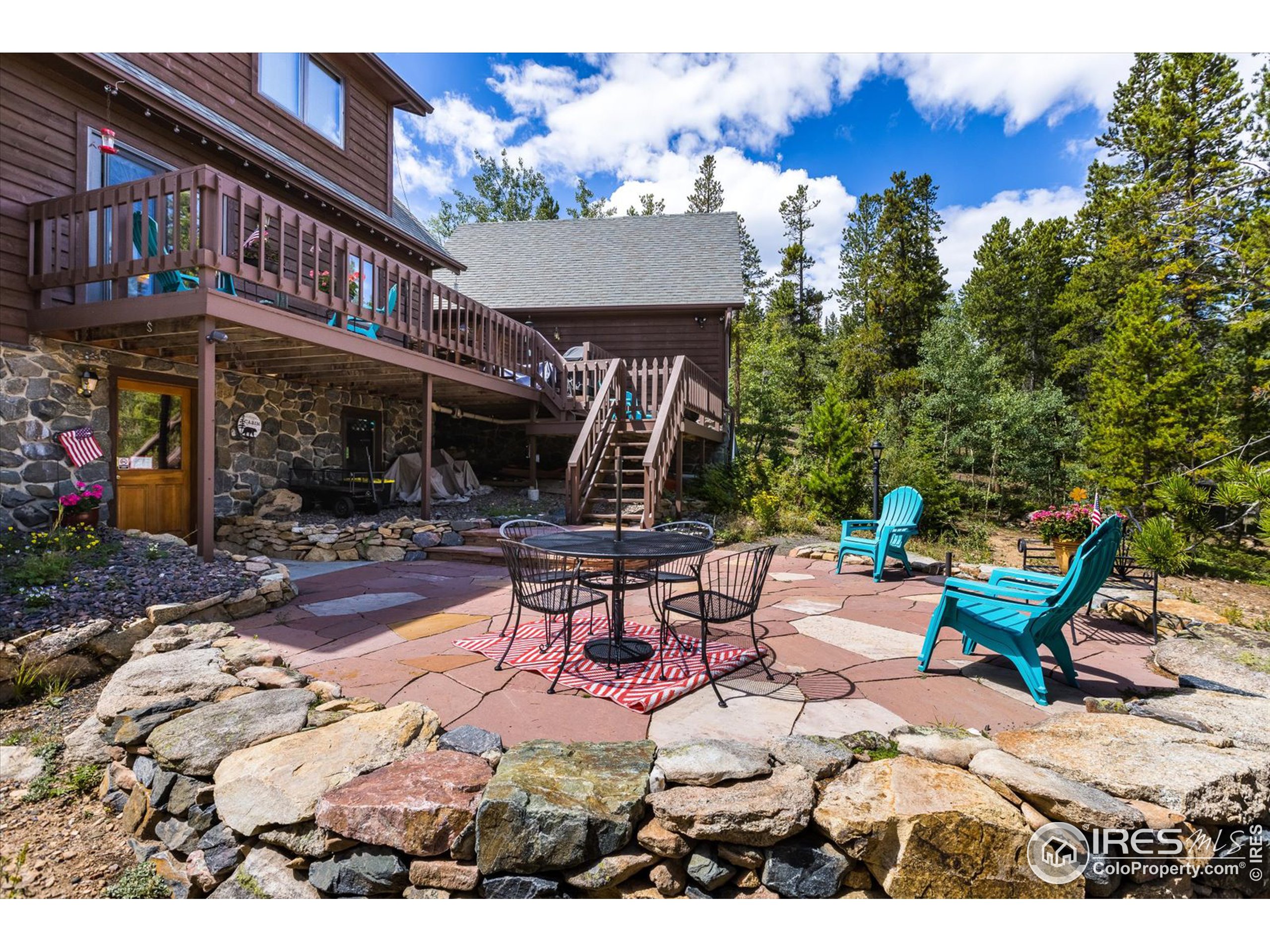 10272 Dowdle Dr